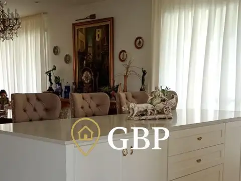 Casa en Alquiler en San Lucas, USD 1.800