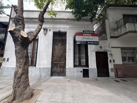 Casa en lote propio en Floresta a 150mts Av. Rivadavia