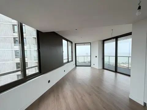Departamento en Alquiler en La Lucila Libertador / Río, USD 4.200