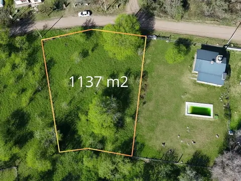 Terreno en venta en B° Villa Adelina, Santa Rosa de Calamuchita, Hermosa vista!  Cód (2118)