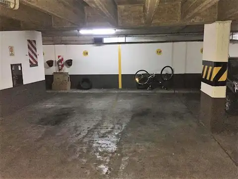 Av Santa Fe y Laprida - Cocheras Fijas Cuebiertas - Barrio N