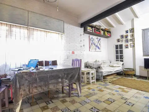 Casa en Venta con 1 cochera