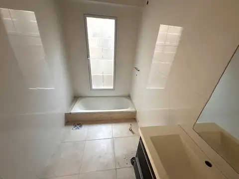 DPTO. EN PLANTA BAJA - 1 DORMITORIO -  BARRIO SUR