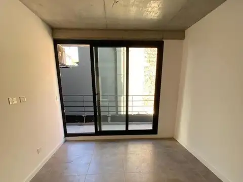 Venta 2 Ambientes con Patio a Estrenar  en  Palermo Holywood