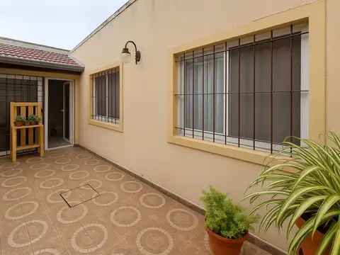 Depto Tipo Casa en Venta de 3 ambientes