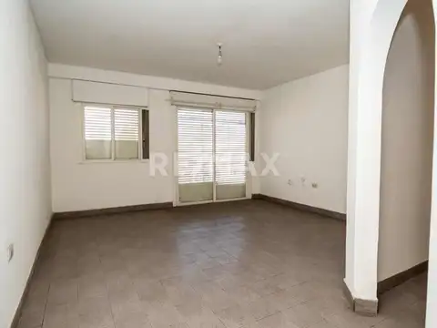 Depto Tipo Casa en Venta en Zona Centro, USD 72.000