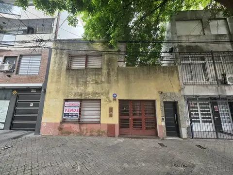 Casa en venta 3 dormitorios - Rosario República de la Sexta - A reciclar