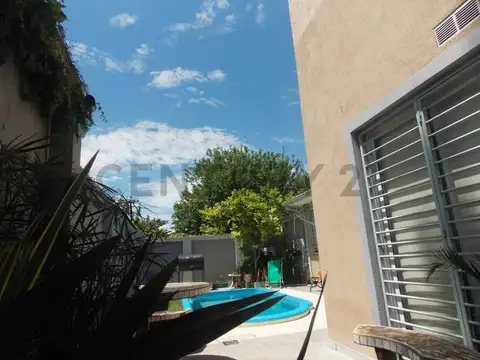 Depto Tipo Casa 3 ambientes con 2 baños