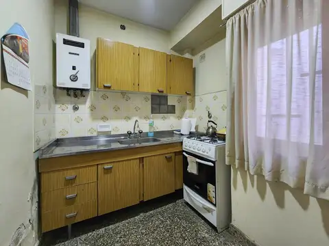 Casa 2 ambientes con 1 baño