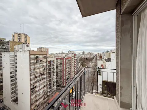 3 AMBIENTES A LA CALLE. LURO Y CORDOBA.