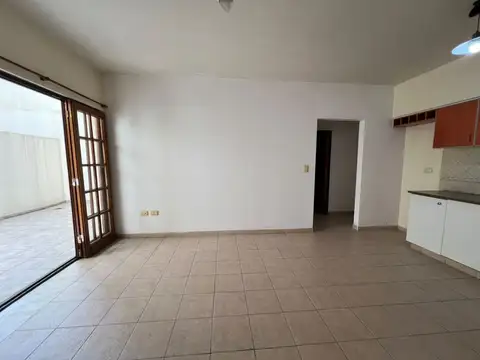 Depto Tipo Casa en Alquiler 25 años