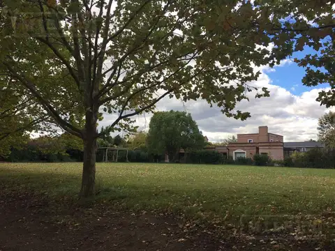 Terreno en Venta en Martindale Country Club, USD 480.000