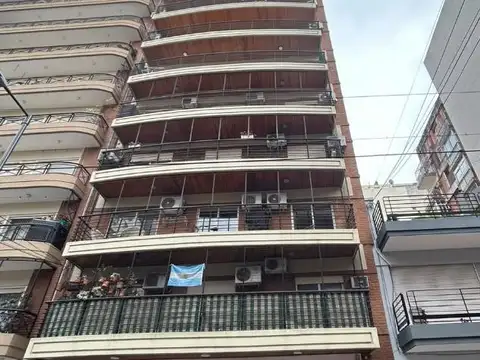 Blanco Encalada 5200, Piso 2°