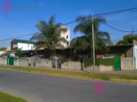 Depto Tipo Casa en Venta de 4 ambientes