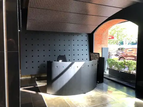 Oficina en Venta al Este