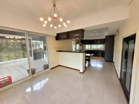 Casa en Alquiler de 3 dormitorios