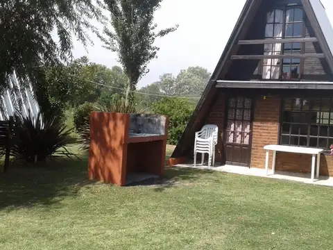 VENDO CABAÑAS EN VUELTA DE OBLIGADO