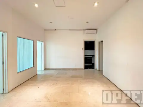 Oficina en Venta en Manuel Alberti, USD 230.000