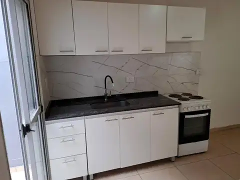 Depto Tipo Casa en Alquiler de 1 dormitorio