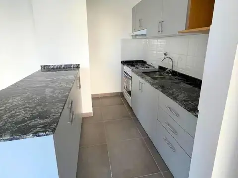 Departamento en Alquiler en Remedios de Escalada, $ 690.000