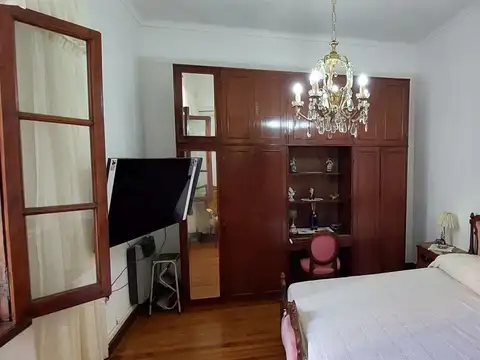 Casa en Venta en Villa del Parque, USD 230.000