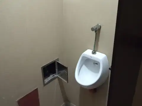 Oficina en Alquiler en Caseros, $ 250.000