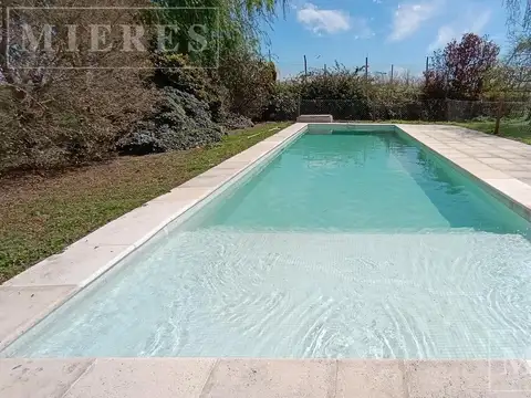 Casa 4 ambientes con 3 baños