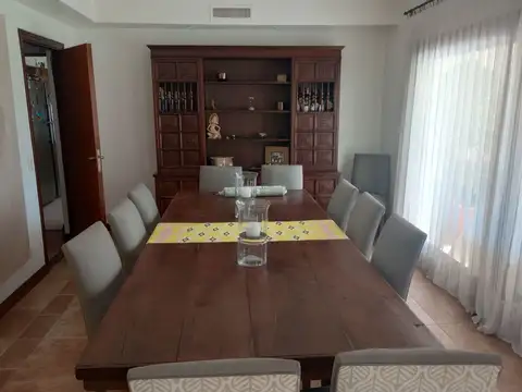 Casa en Venta de 5 dormitorios