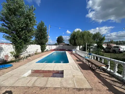 CASA QUINTA 6 AMBIENTES CON PILETA - GRAL. RODRIGUEZ