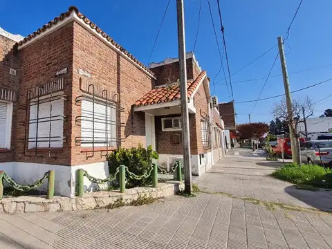 CASA DE DOS DORMITORIOS EN PUNTA ALTA
