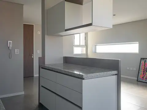 Departamento 5 ambientes con 3 baños
