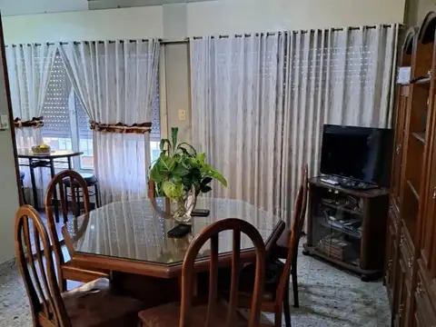 Coronel Olleros 381 , Piso 1