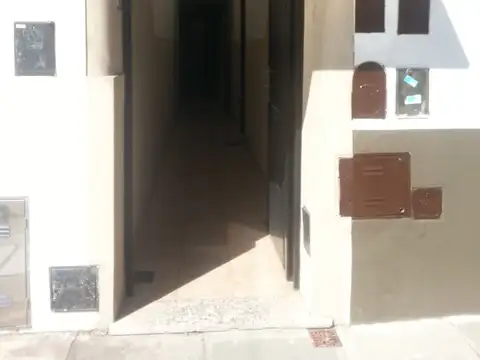 Oficina Comercial de 200 m² en Venta en Villa Real