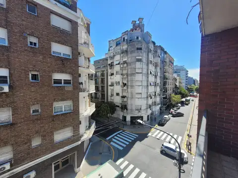 Departamento en Alquiler en Monserrat, $ 670.000