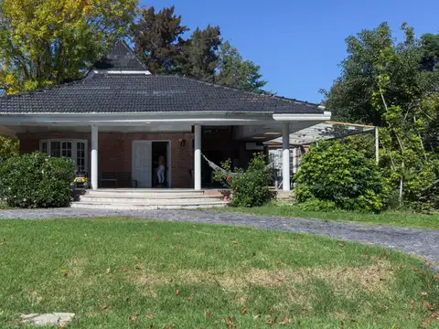 CASA EN VENTA BERAZATEGUI, COUNTRY CLUB EL CARMEN