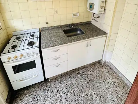 Departamento en Alquiler en Floresta, $ 420.000