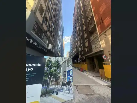 25 De Mayo 700