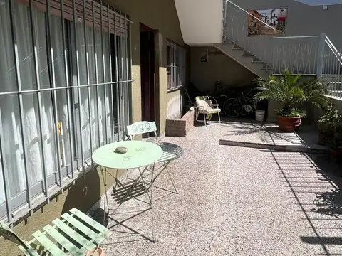 HERMOSO PH EN VENTA - ZONA FLORIDA - LAVALLE al 2300
