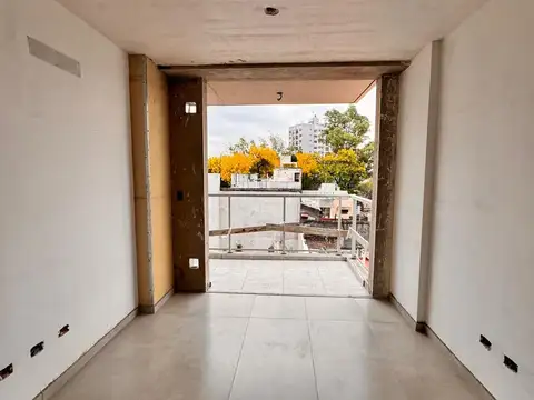 DEPARTAMENTOS DE 1 AMBIENTE CON BALCON HAY DE 2 Y 3