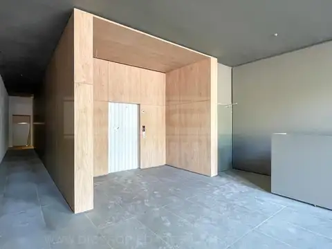 Cochera Venta - Olivos