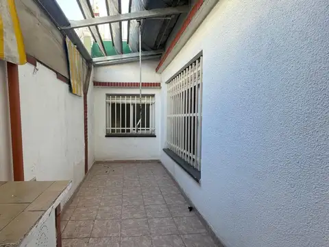 Depto Tipo Casa en Venta en Luis Agote, USD 68.000