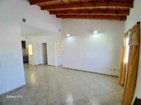 Venta amplio depto 2 amb excelente estado