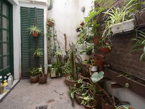 Venta Departamento 5 ambientes PH entrada independiente Caballito