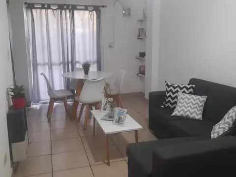 Crespo 1100, Piso 2