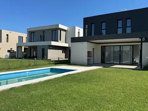 CASA EN VENTA EN EL ALJIBE - MANZANARES