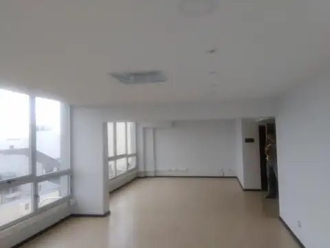 Oficina en Venta en Flores, USD 139.000