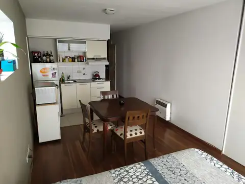 VENTA MONOAMBIENTE CON BALCON ZONA RIO