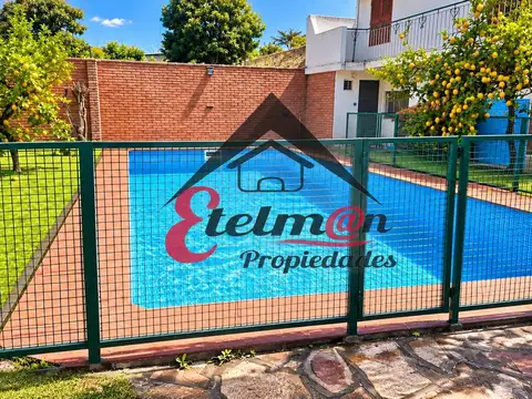Casa 4 ambientes con 2 baños
