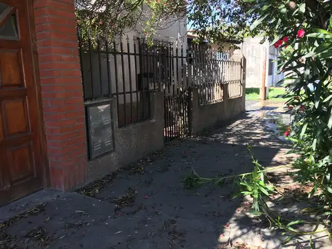 Barrio Guemes - Alquila casa