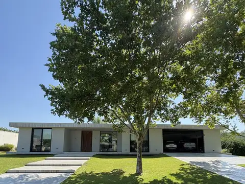 Casa en Venta en Estancias Del Pilar, USD 900.000